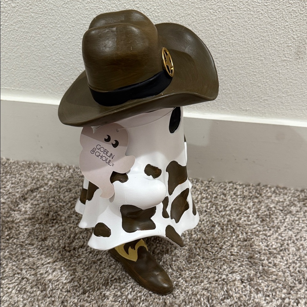 Cowboy Ghost Figurine - Brown and White - Picture 3 of 10